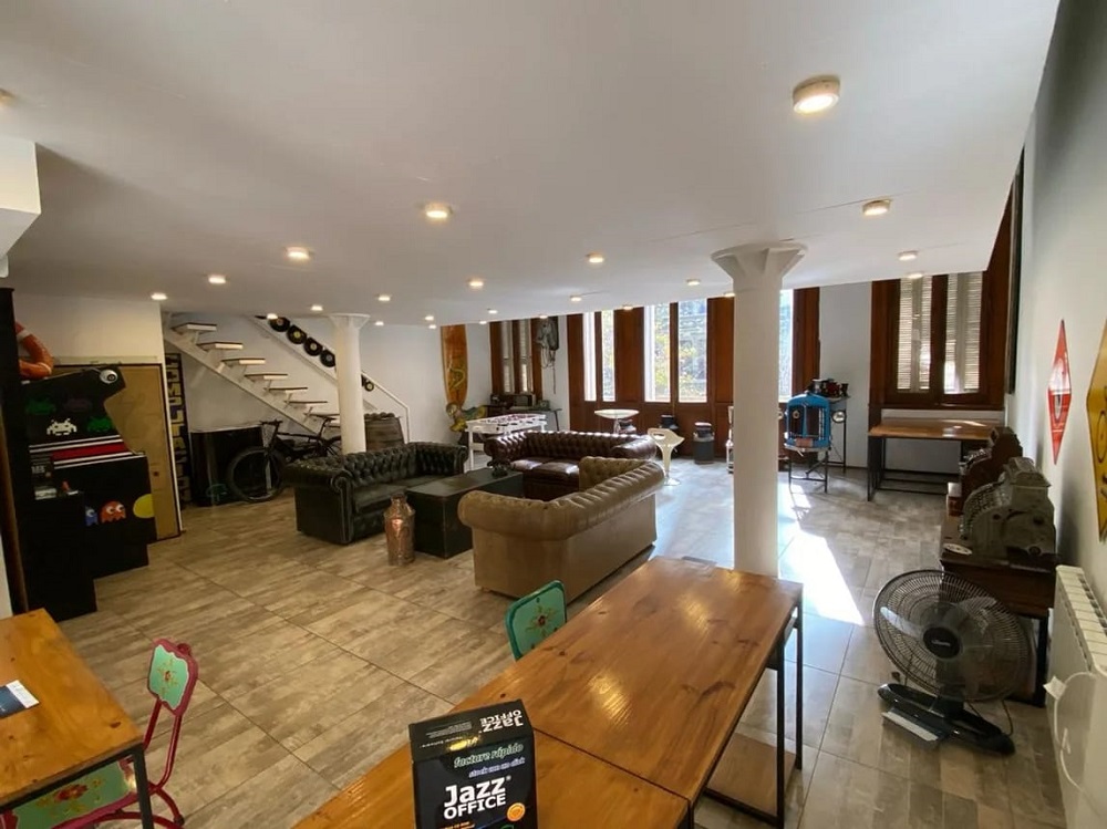 Oficina Premium de 250 m² sobre Av. de Mayo  Lista para Ocupar  4 Baños  Excelente Conectividad